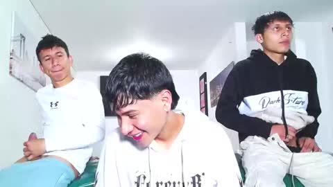 benz boys online show from October 22, 12:07 pm