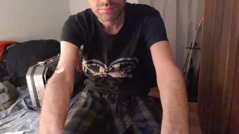 berceuse111 online show from April 4, 12:01 pm