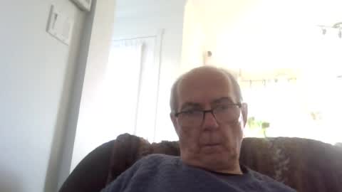 bernard1102 online show from July 4, 10:24 pm