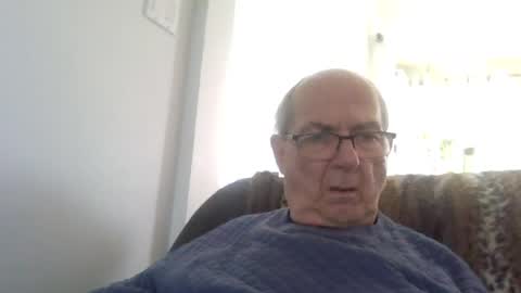bernard1102 online show from July 10, 6:45 pm
