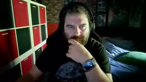 bertirally15 online show from April 17, 10:39 am