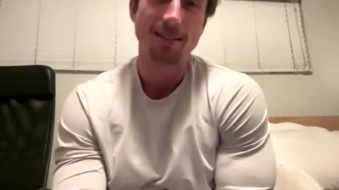 Bestcoast3579 online show from March 6, 7:47 am