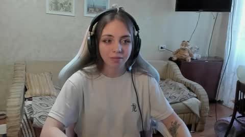 bethany_tease online show from February 18, 10:48 am