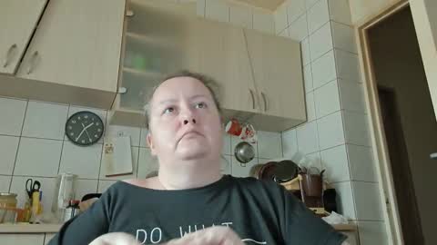 bethnorth online show from December 16, 11:27 am