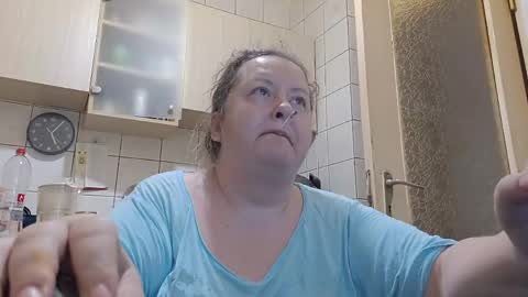 bethnorth online show from April 21, 2:04 am