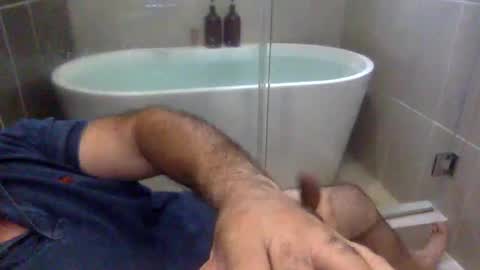 Virtual Gentleman online show from September 29, 2:27 pm