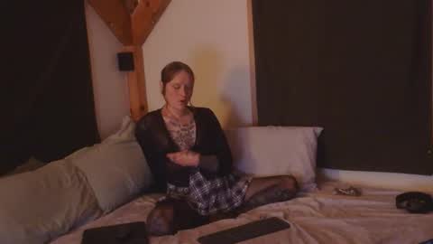 Betsy online show from January 9, 1:00 am