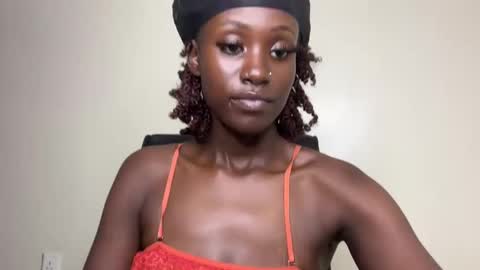 Adah online show from January 5, 8:00 pm