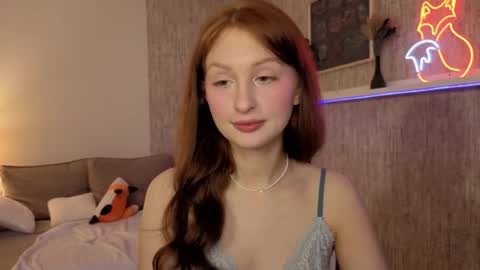 bettyyy online show from April 16, 2:33 am