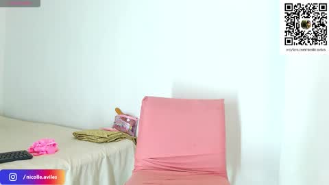 Nicolle Aviles online show from December 1, 12:19 am