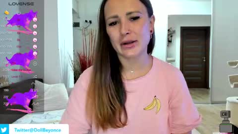   BeyonceDoll       Twitter DollBeyonce    online show from October 12, 4:21 pm