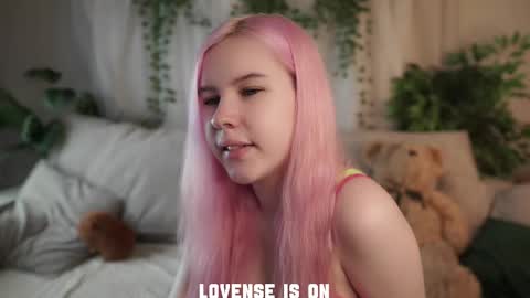 Eliz online show from December 1, 1:36 am