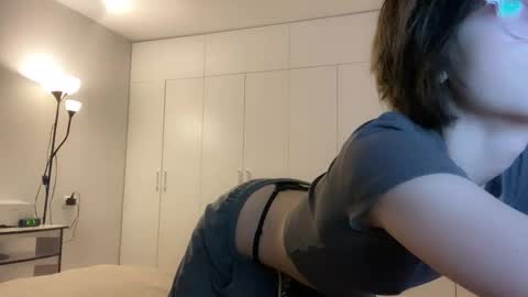 bezvanili online show from March 2, 10:16 pm