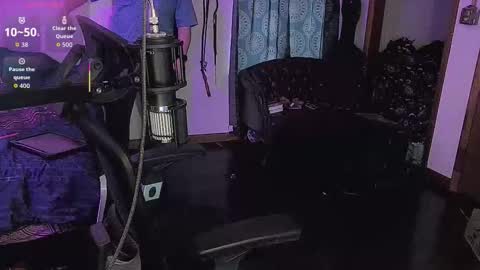 Bi Master Mack online show from February 4, 7:29 pm