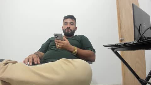 Tommy online show from October 28, 1:39 am