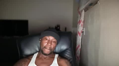 bigbackwoodcali online show from November 10, 8:28 am