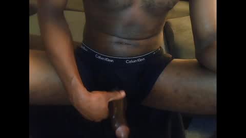 bigcalvin10 online show from October 4, 4:43 am