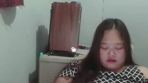 bigchubbybelly19 online show from November 5, 6:10 pm