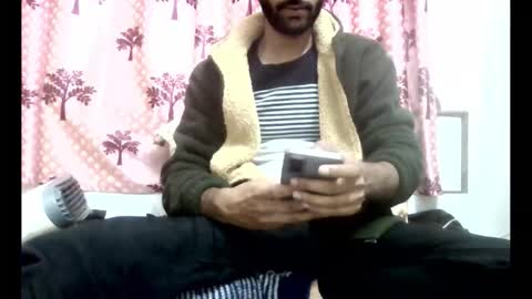 akash online show from December 18, 3:51 pm