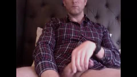 bigcockcirc online show from December 17, 4:53 pm