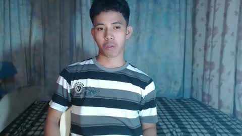 bigcockyummysexjosh online show from April 15, 1:58 pm