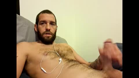 Snapshot of bigdic42088 chatting on February 28, 5:15 pm bigdic42088 online show from February 28, 5:15 pm