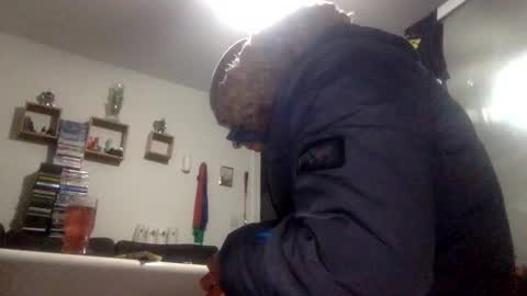 bigdickdangles472924 online show from September 26, 9:01 pm