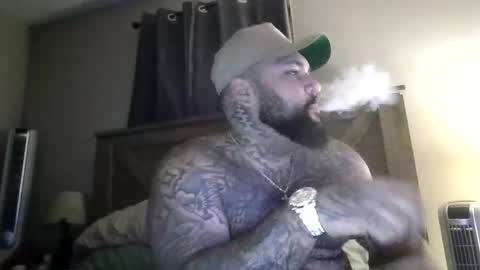 bigdickrican94 online show from December 15, 10:28 pm