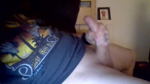 bigdickwillywonka11 online show from December 20, 1:25 am