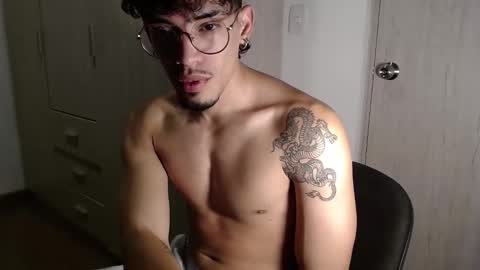 BigDragonBoy online show from February 4, 11:52 pm