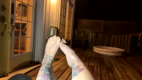 bigduckenergy4321 online show from July 22, 4:25 am