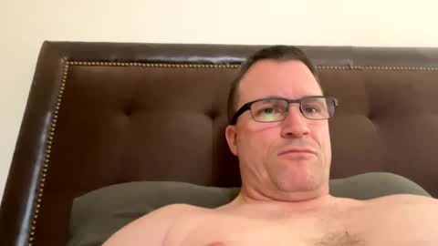 bigger22332233 online show from December 10, 5:44 pm