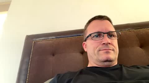 bigger22332233 online show from December 31, 5:29 pm