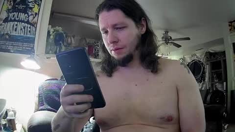 biggerisbetter21 online show from February 26, 8:47 pm