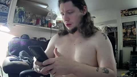 biggerisbetter21 online show from February 23, 5:07 pm