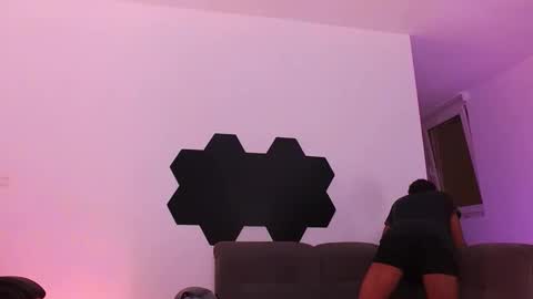 biggeroncam online show from October 1, 3:38 am
