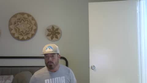 Gavin online show from February 18, 11:30 pm