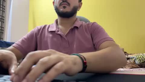 bighandsomesatisfy online show from April 19, 4:41 pm