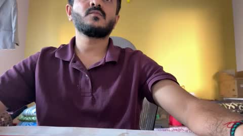 bighandsomesatisfy online show from April 17, 11:56 am