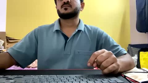 bighandsomesatisfy online show from February 12, 3:37 pm