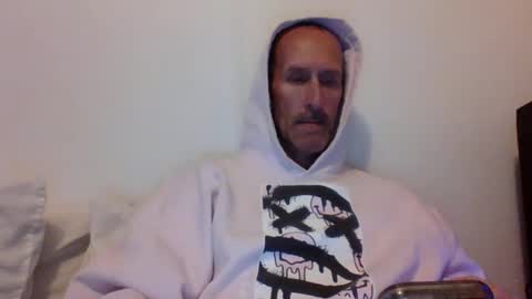 Snapshot of bighugemouthful chatting on September 17, 1:53 am Chaz online show from September 17, 1:53 am