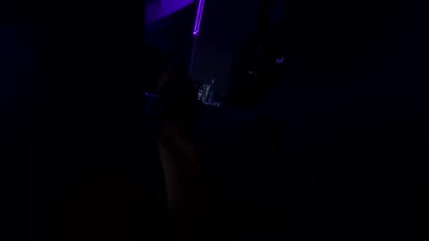 bigjames1014 online show from March 16, 4:48 am