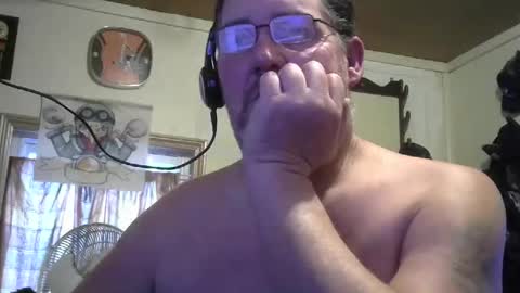 bigjohn41000 online show from October 27, 9:59 pm