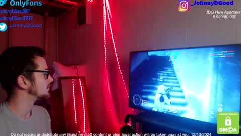 Snapshot of bigjohnny550 chatting on December 13, 9:20 pm Johnny D Good online show from December 13, 9:20 pm