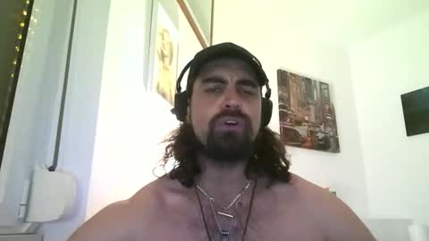 BigJohnOfTheWoods online show from October 11, 4:17 am