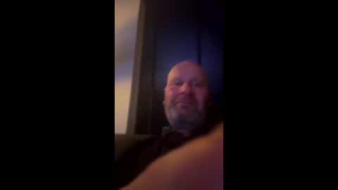 bigmike3339 online show from January 10, 8:15 pm