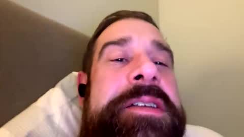 bignickohyes online show from October 12, 11:28 pm