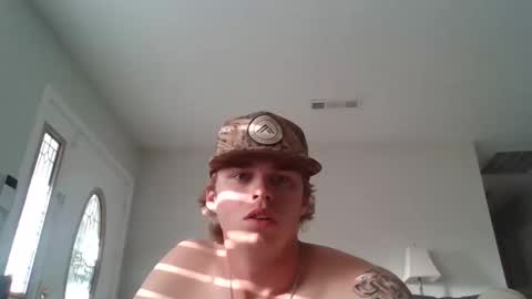 bigpepe7719 online show from May 15, 11:23 pm