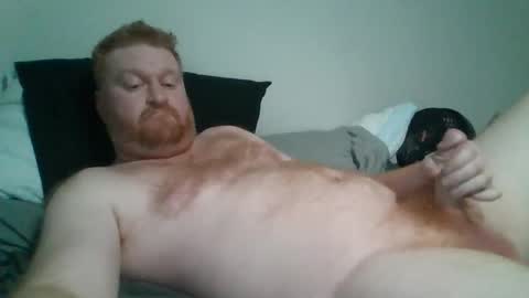 bigred92899 online show from March 5, 12:52 am