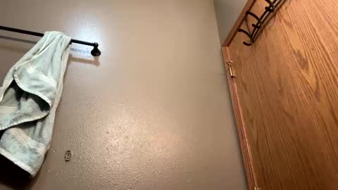 bigskinnyboyshh online show from February 3, 2:30 am